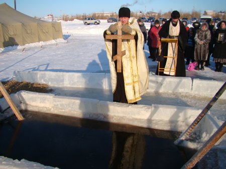 18 и 19 января татарский храм Покрова Пресвятой Богородицы отметил праздник Богоявления